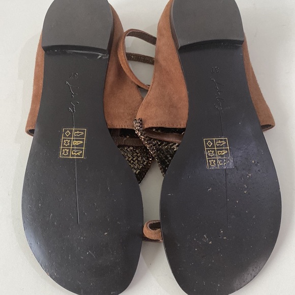 ❌SOLD❌Lola Cruz Brown Suede Rhinestone Studded Sandal💛🖤💛 - Picture 8 of 12